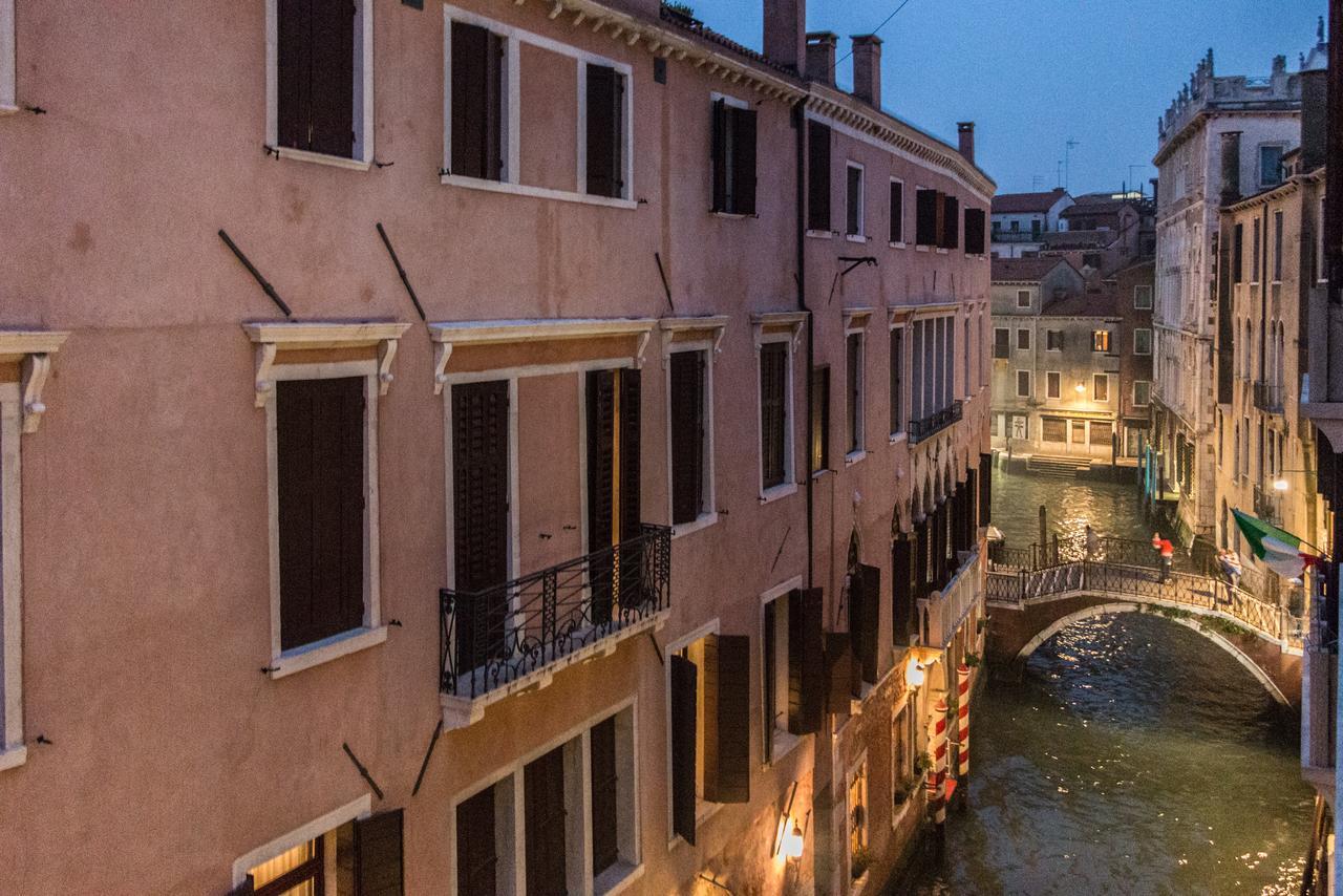 Rialto Bridge Large Venetian Style With Lift Apartman Kültér fotó